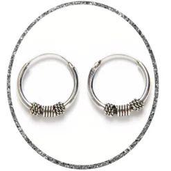 Aro pequeño Bali Dahnam 12mm.Pendientes balineses con hilo retorcido y decoracion en ambos lados en su parte inferior y estilo boho hippie